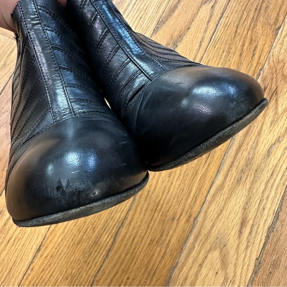 Chanel P NY Black Leather Ankle Booties Size 38 - Picture 9 of 10